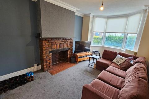 4 bedroom terraced house for sale, Seamer Road, Scarborough