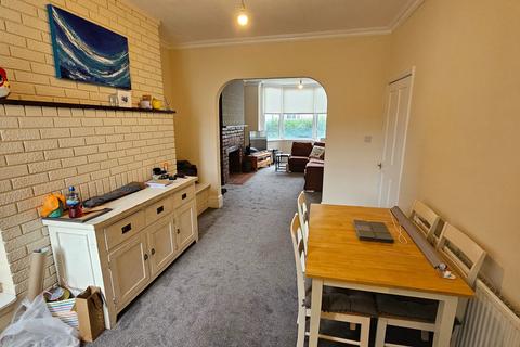 4 bedroom terraced house for sale, Seamer Road, Scarborough