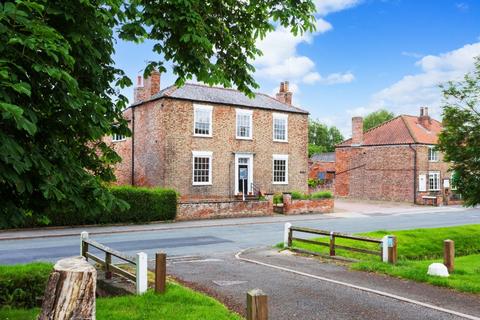 4 bedroom farm house for sale, Main Street, Elvington, YO41