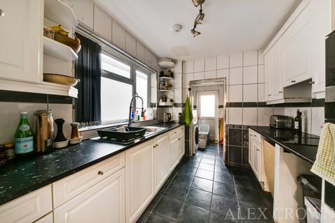 44 Spencer Road, London, E17 4BD