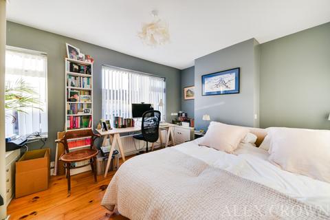 44 Spencer Road, London, E17 4BD