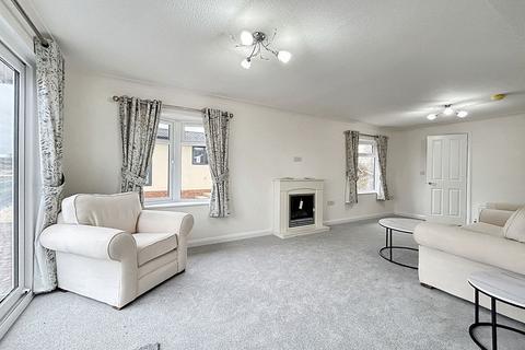 2 bedroom bungalow for sale, Easington Road, Hartlepool, Durham, TS24 9SJ