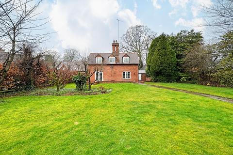 3 bedroom cottage for sale, Church Lane, Berkswell, CV7