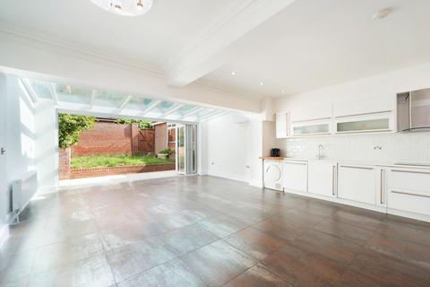 4 bedroom terraced house for sale, Redington Gardens, Hampstead, London, NW3.