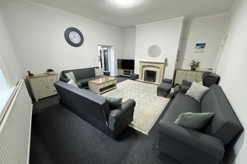 5 bedroom end of terrace house for sale, Norwood Terrace, Shipley, West Yorkshire