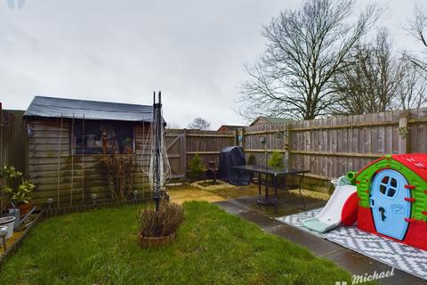 3 bedroom terraced house for sale, Tees Road, Aylesbury, Buckinghamshire