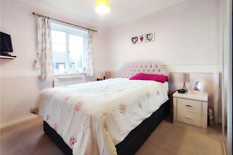 2 bedroom semi-detached house for sale, Harlech Close, Worthing, West Sussex