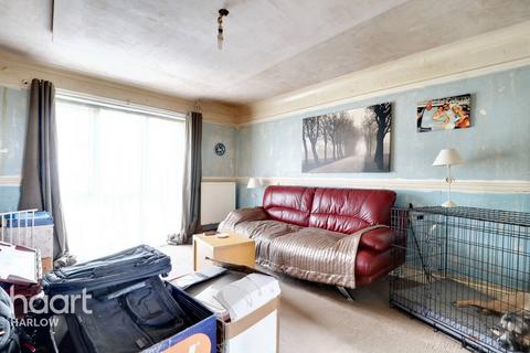 28 Shawbridge, Harlow, CM19 4NJ