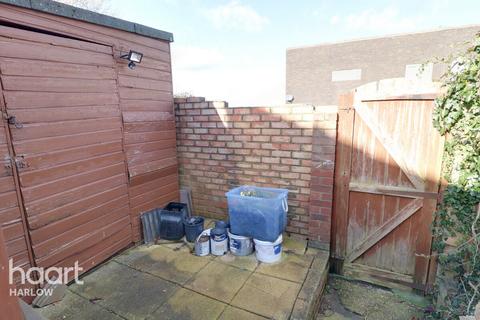 28 Shawbridge, Harlow, CM19 4NJ