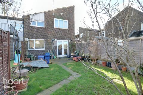 28 Shawbridge, Harlow, CM19 4NJ