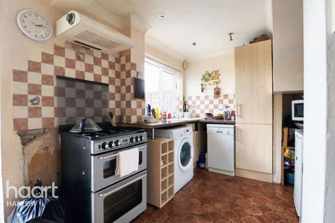 28 Shawbridge, Harlow, CM19 4NJ