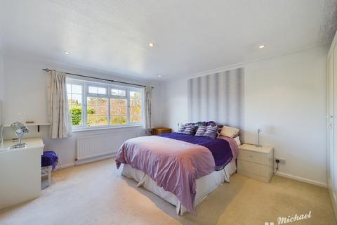 67 Cotefield Drive, Leighton Buzzard, LU7 3DN