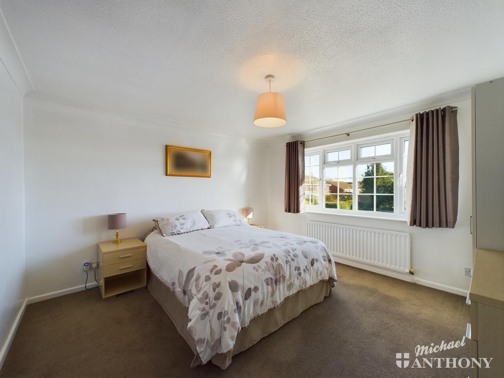 Cam02773 g0 pr0078 still025