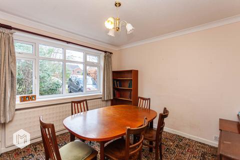 4 bedroom detached house for sale - Culcheth Hall Drive, Culcheth, Warrington, Cheshire, WA3 4PS