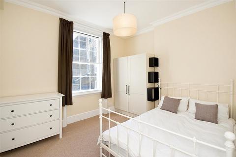 2 bedroom flat to rent, GLOUCESTER ROAD, London, SW7
