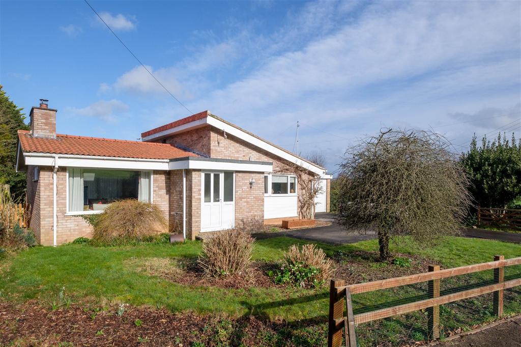 Woodcroft, Bath Road, Langford 4 bed detached bungalow for sale £685,000