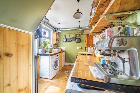 44 Riverside Road, Ipswich, IP1 4AR