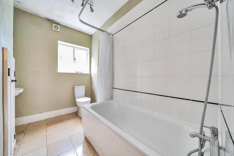 45 Knowles Hill Crescent, London, SE13 6DT