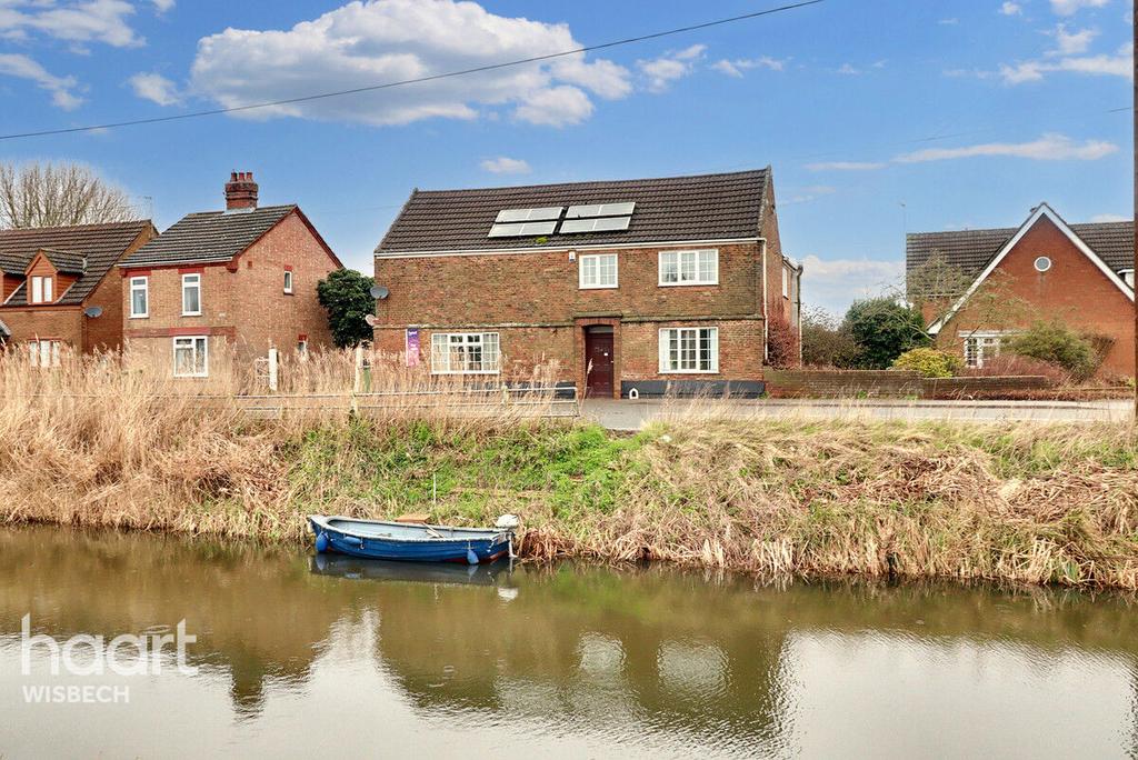 Downham Road, Outwell 4 bed detached house for sale £320,000