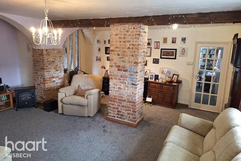 11 Downham Road, Outwell, Wisbech, PE14 8SE