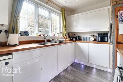 11 Downham Road, Outwell, Wisbech, PE14 8SE