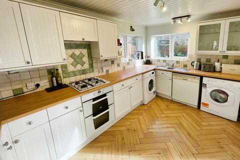 4 bedroom semi-detached house for sale, Mortlake Crescent, Chester, Cheshire, CH3