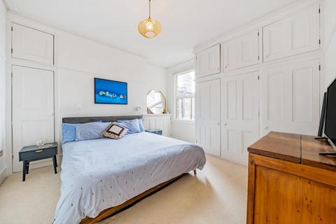3 bedroom flat for sale, Honeybourne Road, West Hampstead