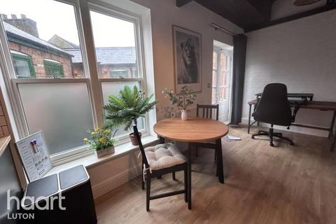 undefined, Cardigan Street, Luton