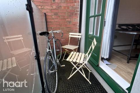 undefined, Cardigan Street, Luton