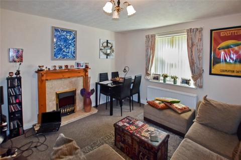 2 bedroom flat to rent, Sheader Drive, Salford, M5