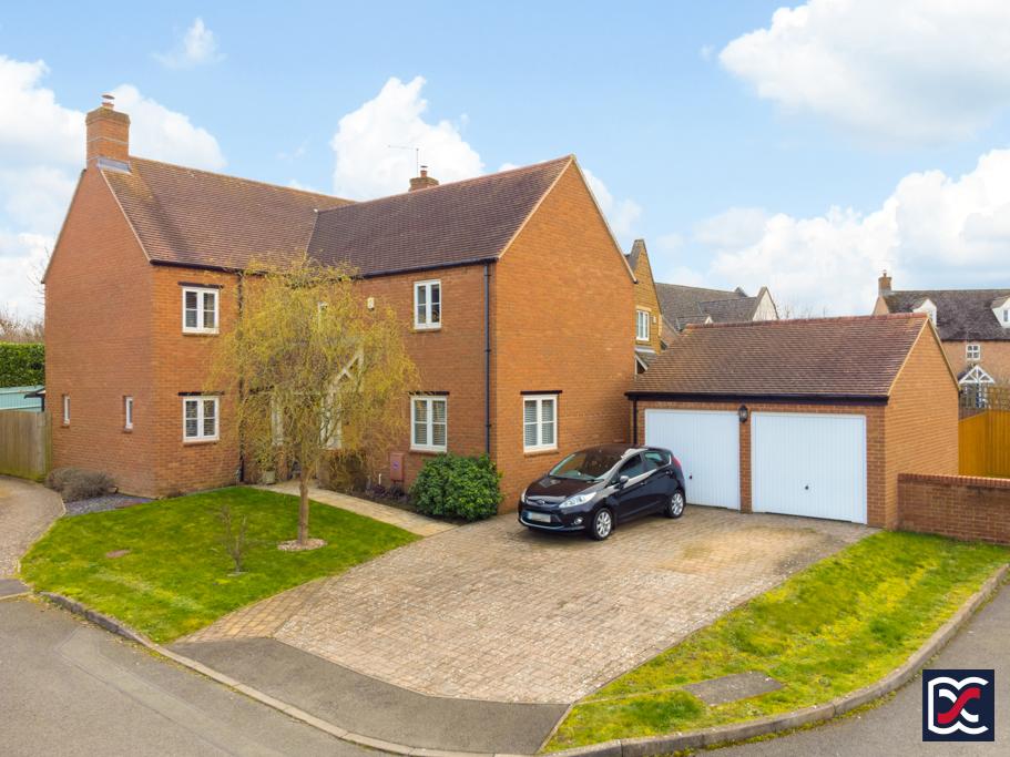 Waits Yard, Litchborough NN12 4 bed detached house for sale £575,000