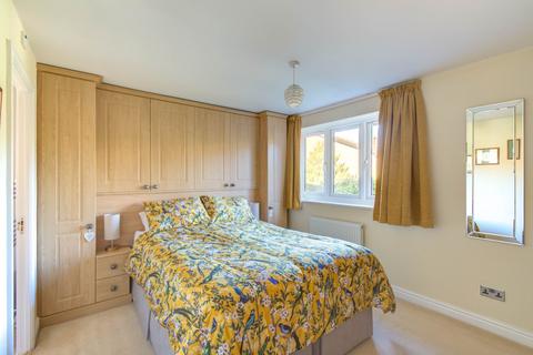 4 bedroom detached house for sale - Cloister Drive, Halesowen, West Midlands, B62