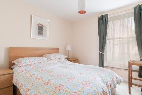 undefined, 1319L St. Patrick Square, Edinburgh, EH8 9EZ