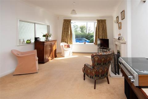 10 Hinton Fields, Bournheath, Bromsgrove, B61 9HR
