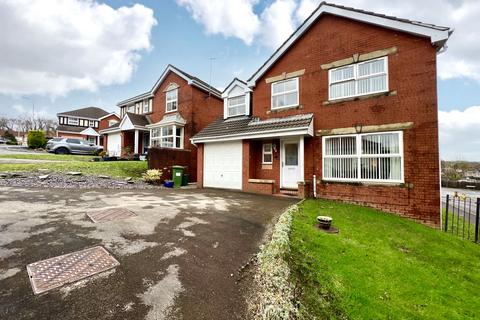 4 bedroom detached house for sale - Church Village, Pontypridd CF38