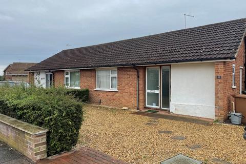 2 bedroom bungalow to rent, Berkeley Road, Peterborough PE3