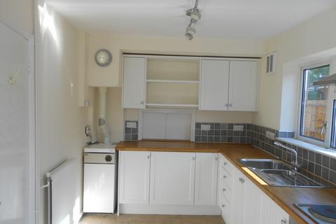 2 bedroom bungalow to rent, Berkeley Road, Peterborough PE3