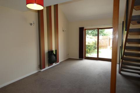 2 bedroom terraced house to rent, Linnet, Peterborough PE2