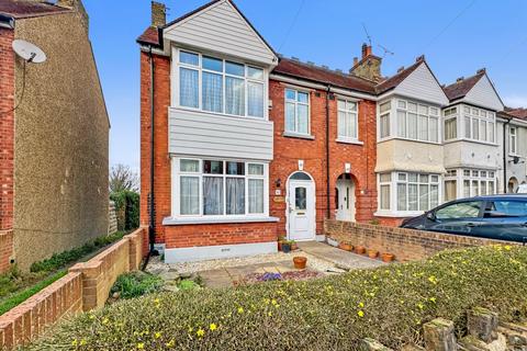 40 Hillingdon Road, Gravesend, DA11 7LG