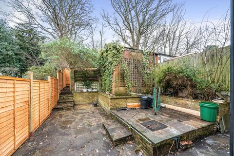 4 bedroom semi-detached house for sale, Wharncliffe Road, South Norwood