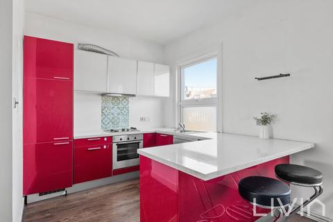 49a Bensham Manor Road, Thornton Heath, CR7 7AE