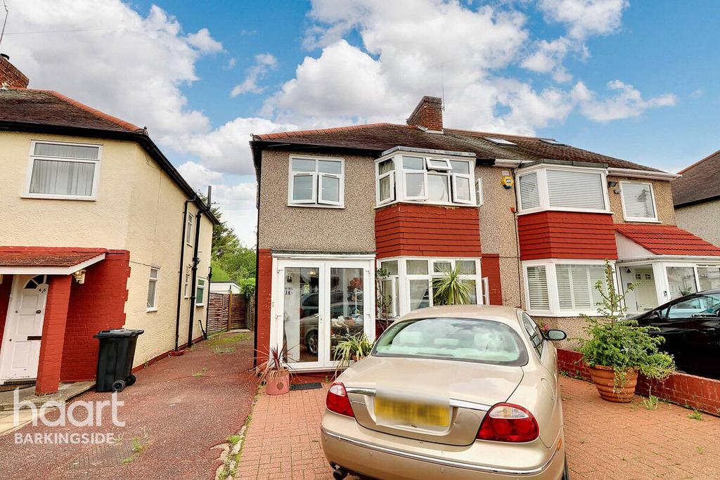 Naseby Road, Clayhall 3 bed semidetached house for sale £500,000
