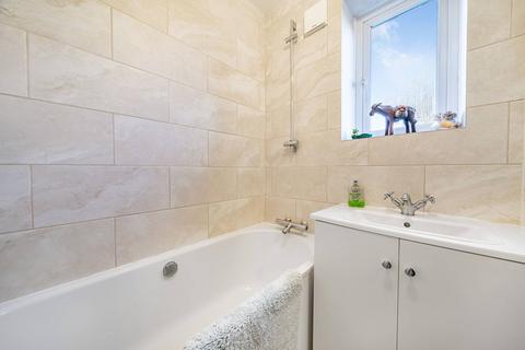 2 bedroom flat to rent - Saxby Road, Brixton, London, SW2