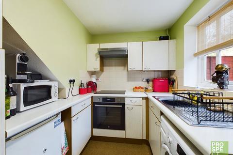 1 bedroom terraced house to rent, Hepworth Croft, College Town, Sandhurst, Berkshire, GU47