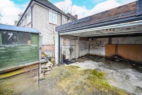 Garage for sale, Grove lane, Kingston, Kingston upon Thames, KT1