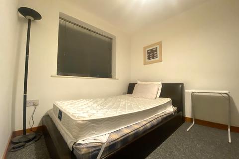 2 bedroom flat to rent - Cuba Street, London E14