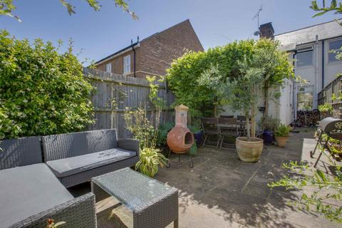 2 bedroom terraced house for sale, Station Road, Marlow