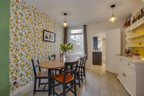 80 Station Road, Marlow, SL7 1NX