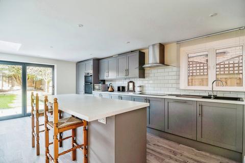 4 bedroom detached house for sale, Folly Lane, Hockley, SS5