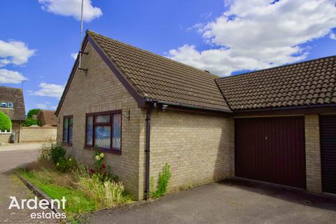 2 bedroom bungalow for sale, Rurik Court, Maldon